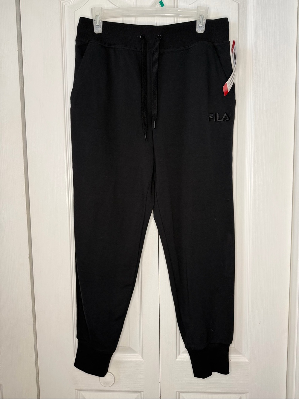 NWT Fila Black Jogger Sweatpants Women’s Medium Drawstring Pockets